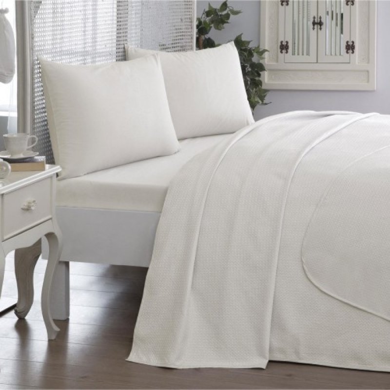 Çift Kişilik Pike 200x230 Cm Ekonomik Karo